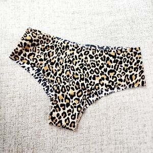 💘 Victoria's Secret PINK | Animal Print Cheekster Panty